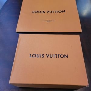 LOUIS VUITTON box and paper bag